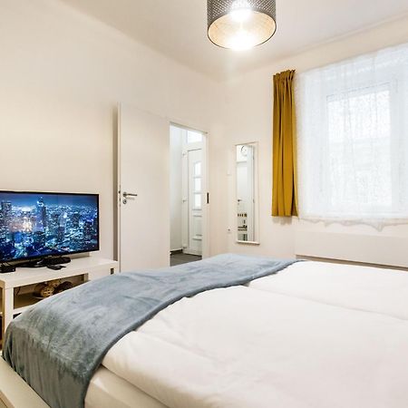 Quiet And Cozy Apartment Near The Danube Budapeszt Zewnętrze zdjęcie